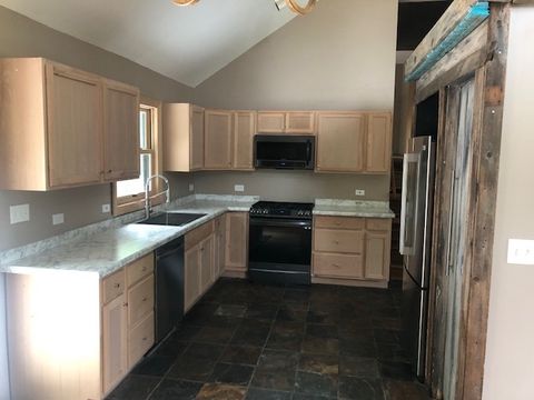 Tiny photo for 3931 Bertrand Lane, Beach Park, IL 60087 (MLS # 12469482)