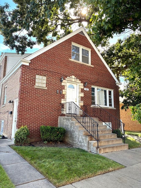 Tiny photo for 2312 Division Street #2, Melrose Park, IL 60160 (MLS # 12769586)