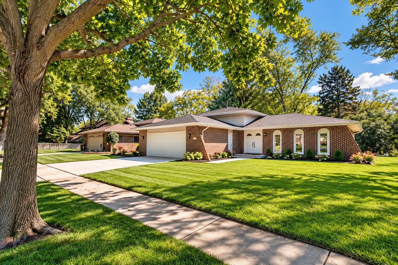 11226 S Deerpath Lane