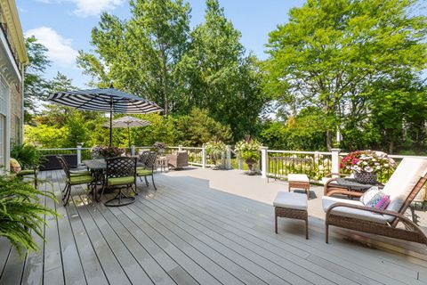 Tiny photo for 340 E Westleigh Road, Lake Forest, IL 60045 (MLS # 12545414)