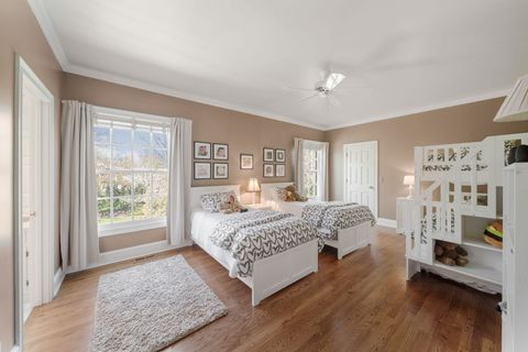 Tiny photo for 340 E Westleigh Road, Lake Forest, IL 60045 (MLS # 12545414)