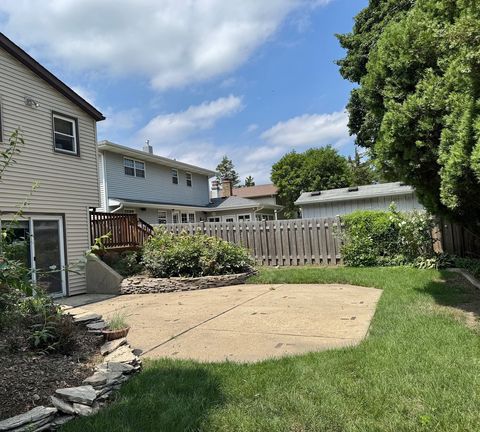 Tiny photo for 416 Trinity Court, Buffalo Grove, IL 60089 (MLS # 12367799)