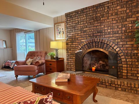 Tiny photo for 416 Trinity Court, Buffalo Grove, IL 60089 (MLS # 12367799)