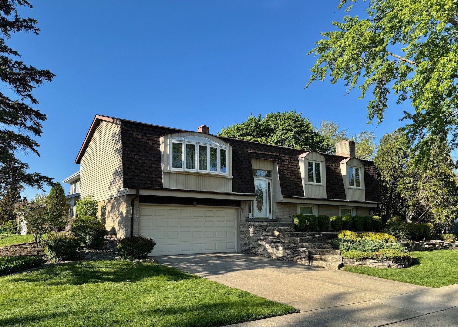 416 Trinity Court