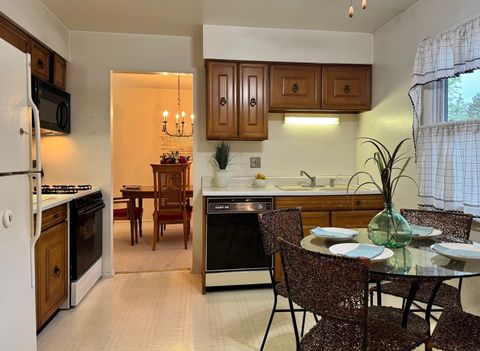 Tiny photo for 416 Trinity Court, Buffalo Grove, IL 60089 (MLS # 12367799)