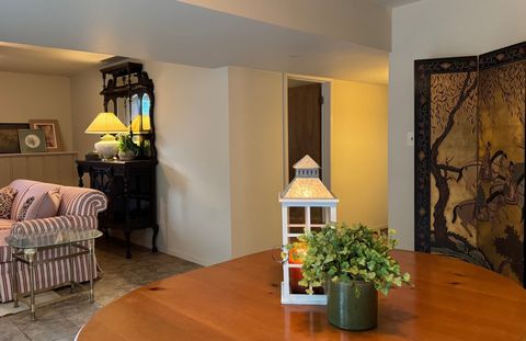 Tiny photo for 416 Trinity Court, Buffalo Grove, IL 60089 (MLS # 12367799)