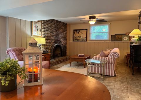 Tiny photo for 416 Trinity Court, Buffalo Grove, IL 60089 (MLS # 12367799)