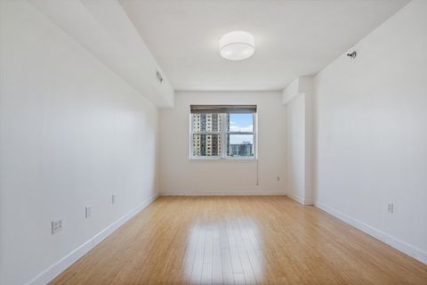 Tiny photo for 5 E 14th Place #602, Chicago, IL 60605 (MLS # 12597905)