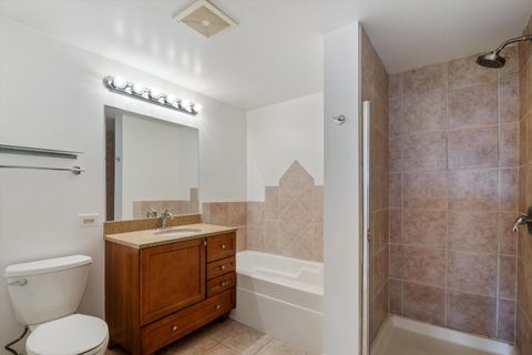 Tiny photo for 5 E 14th Place #602, Chicago, IL 60605 (MLS # 12597905)
