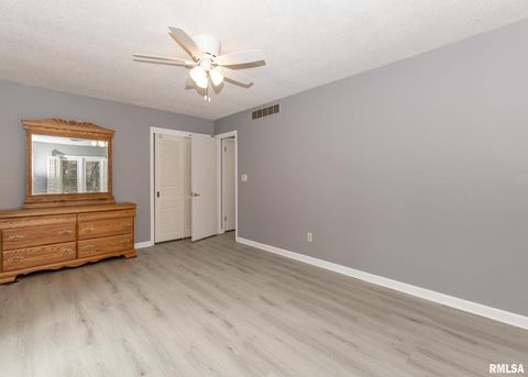 Tiny photo for 3907 44TH Street, Rock Island, IL 61201 (MLS # QC4269720)