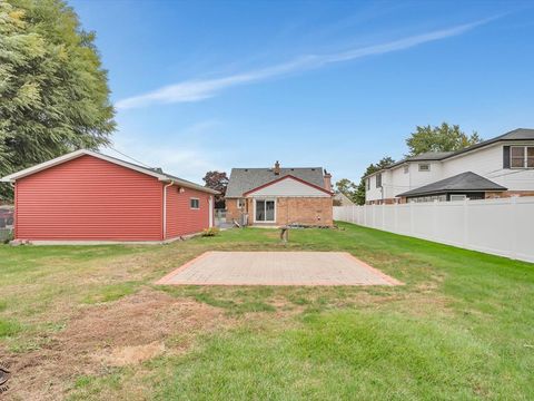 Tiny photo for 7948 Merrimac Avenue, Burbank, IL 60459 (MLS # 12525958)