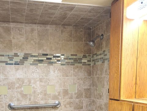 Tiny photo for 7948 Merrimac Avenue, Burbank, IL 60459 (MLS # 12525958)