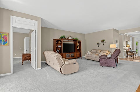 Tiny photo for 211 Honors Drive, Shorewood, IL 60404 (MLS # 12740268)