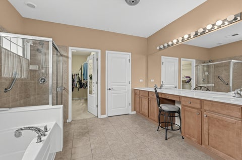 Tiny photo for 211 Honors Drive, Shorewood, IL 60404 (MLS # 12740268)