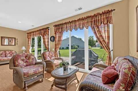 Tiny photo for 211 Honors Drive, Shorewood, IL 60404 (MLS # 12740268)