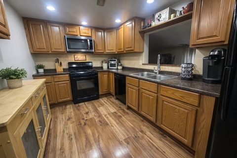 Tiny photo for 8728 S ROCKWELL Avenue, Evergreen Park, IL 60805 (MLS # 12582731)