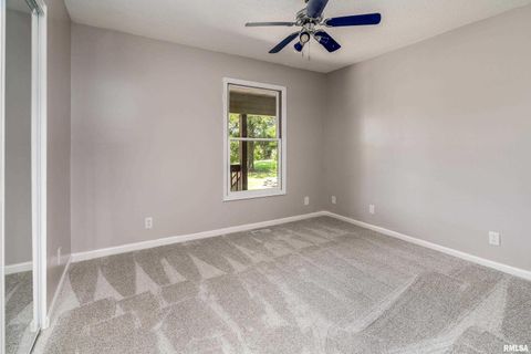 Tiny photo for 17937 Caplinger Pond Road, Marion, IL 62959 (MLS # EB459114)