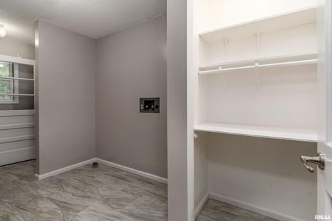 Tiny photo for 17937 Caplinger Pond Road, Marion, IL 62959 (MLS # EB459114)