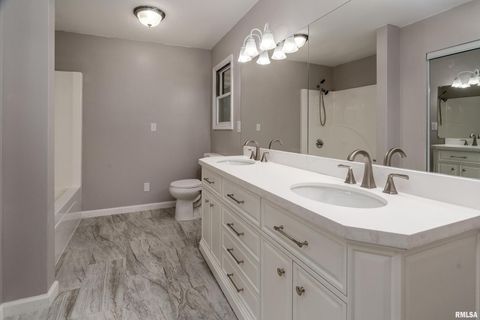 Tiny photo for 17937 Caplinger Pond Road, Marion, IL 62959 (MLS # EB459114)