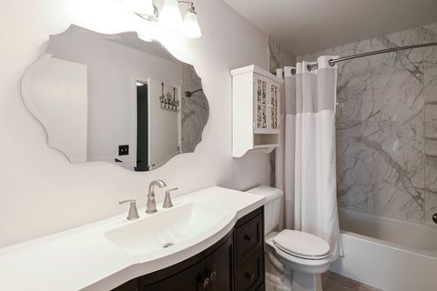 Tiny photo for 2466 BRUNSWICK Circle #D, Woodridge, IL 60517 (MLS # 12607707)