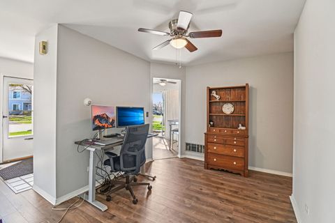 Tiny photo for 2466 BRUNSWICK Circle #D, Woodridge, IL 60517 (MLS # 12607707)