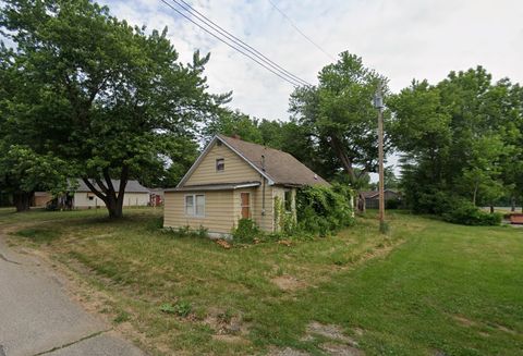 Tiny photo for 153 E Main Street, Canton, IL 61520 (MLS # 12558871)