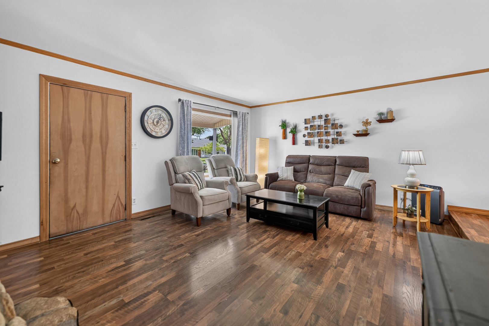 1009 Stratford Circle