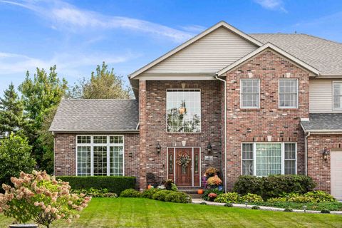 Tiny photo for 3 Strawberry Road, Bloomington, IL 61704 (MLS # 12492772)