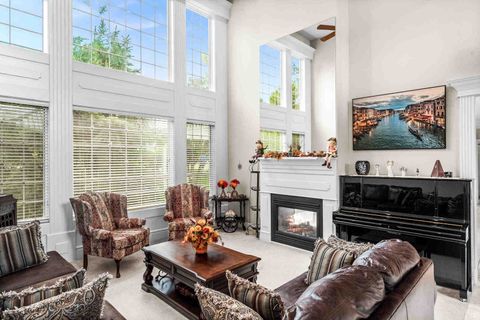 Tiny photo for 3 Strawberry Road, Bloomington, IL 61704 (MLS # 12492772)