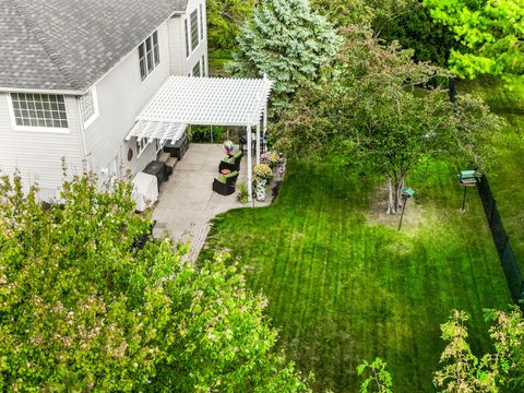 Tiny photo for 3 Strawberry Road, Bloomington, IL 61704 (MLS # 12492772)