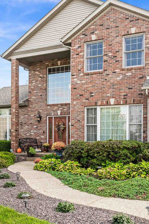 Tiny photo for 3 Strawberry Road, Bloomington, IL 61704 (MLS # 12492772)