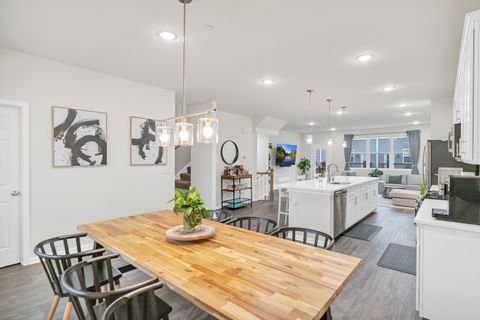 Tiny photo for 2720 Lily Lane, Rolling Meadows, IL 60008 (MLS # 12607354)