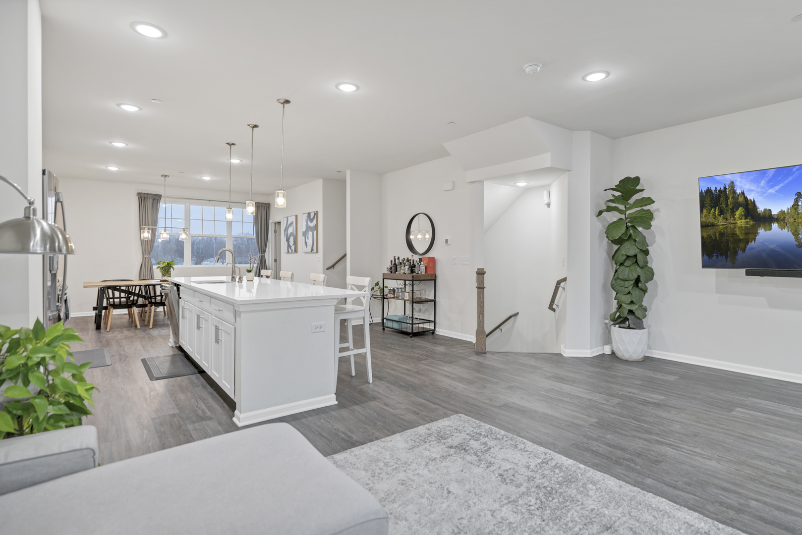 2720 Lily Lane
