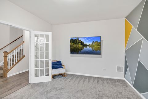 Tiny photo for 2720 Lily Lane, Rolling Meadows, IL 60008 (MLS # 12607354)