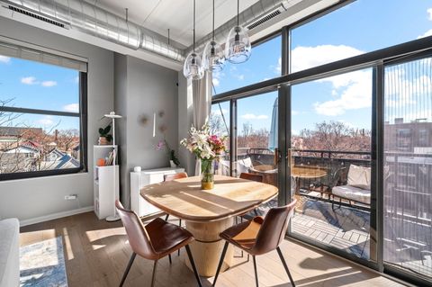 Tiny photo for 3944 N CLAREMONT Avenue #408, Chicago, IL 60618 (MLS # 12595063)