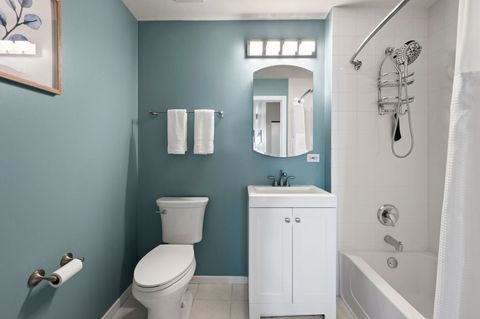 Tiny photo for 3944 N CLAREMONT Avenue #408, Chicago, IL 60618 (MLS # 12595063)