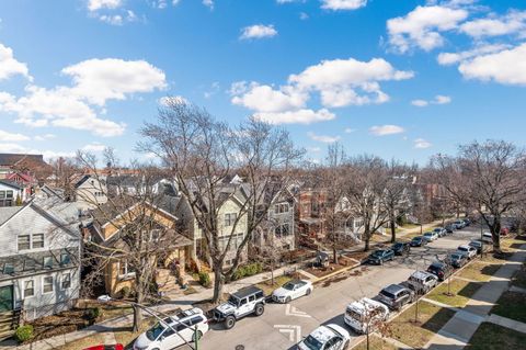 Tiny photo for 3944 N CLAREMONT Avenue #408, Chicago, IL 60618 (MLS # 12595063)