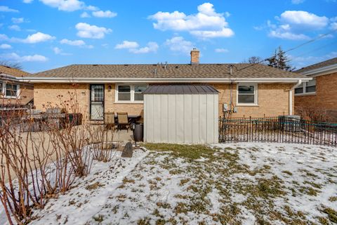 Tiny photo for 7513 W Ainslie Street, Harwood Heights, IL 60706 (MLS # 12542012)