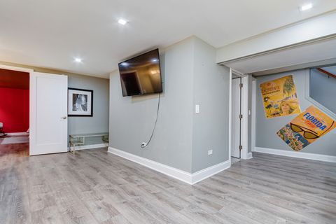 Tiny photo for 7513 W Ainslie Street, Harwood Heights, IL 60706 (MLS # 12542012)