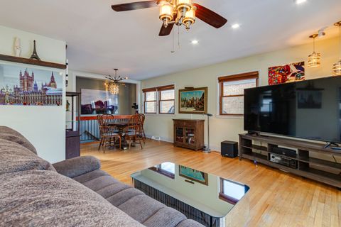 Tiny photo for 7513 W Ainslie Street, Harwood Heights, IL 60706 (MLS # 12542012)