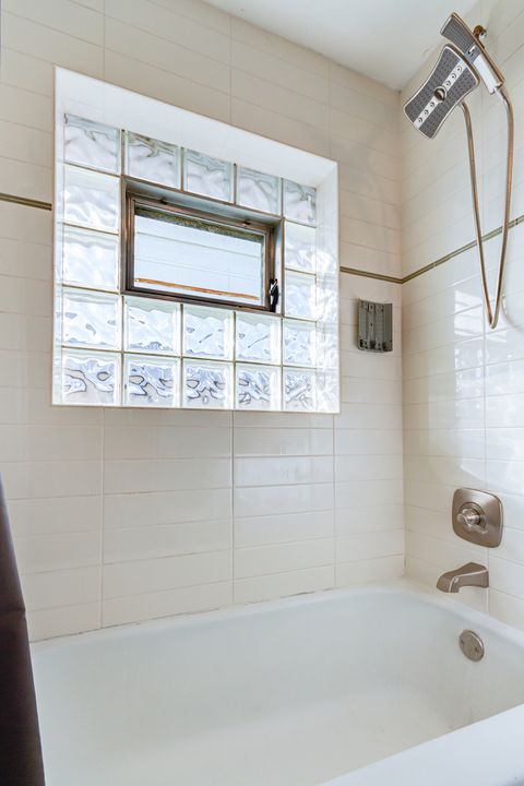 Tiny photo for 7513 W Ainslie Street, Harwood Heights, IL 60706 (MLS # 12542012)