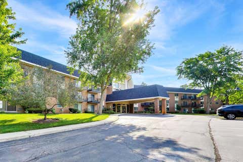 Tiny photo for 1198 Royal Glen Drive #114B, Glen Ellyn, IL 60137 (MLS # 12716628)