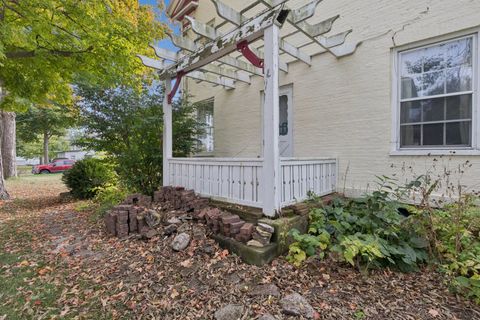 Tiny photo for 315 W Hurlbut Avenue, Belvidere, IL 61008 (MLS # 12496308)