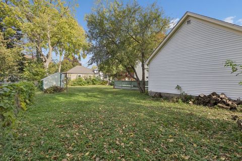Tiny photo for 315 W Hurlbut Avenue, Belvidere, IL 61008 (MLS # 12496308)