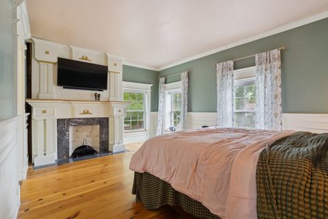 Tiny photo for 315 W Hurlbut Avenue, Belvidere, IL 61008 (MLS # 12496308)