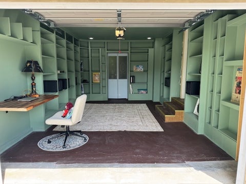 Tiny photo for 113 Pheasant Trail, Lake In The Hills, IL 60156 (MLS # 12665486)