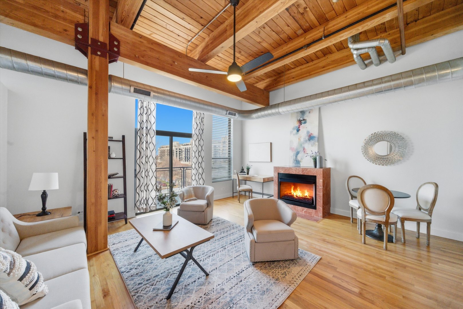 1610 S Halsted Street 401