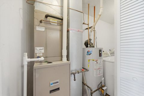 Tiny photo for 1610 S Halsted Street #401, Chicago, IL 60608 (MLS # 12612670)