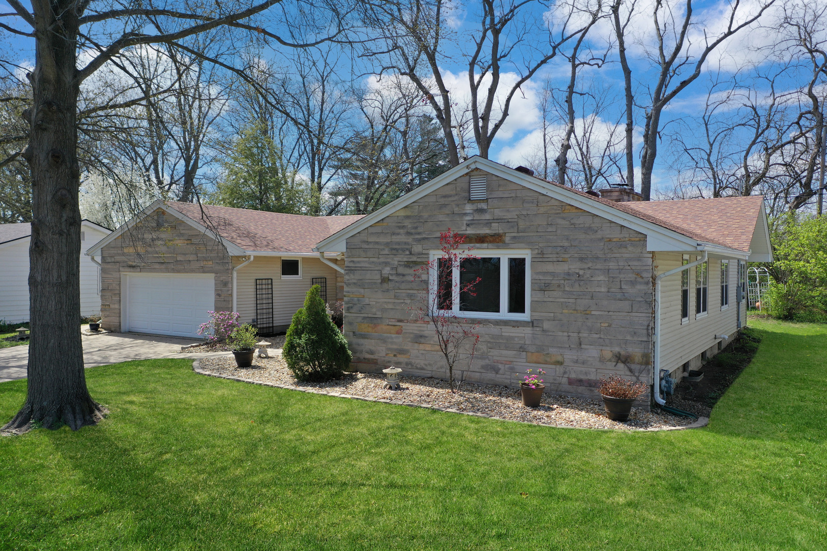 3 Eastmoreland Place