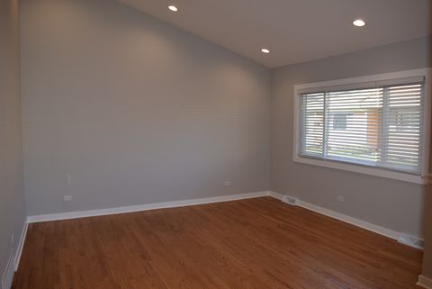 Tiny photo for 9059 N Clifton Avenue, Niles, IL 60714 (MLS # 12510693)